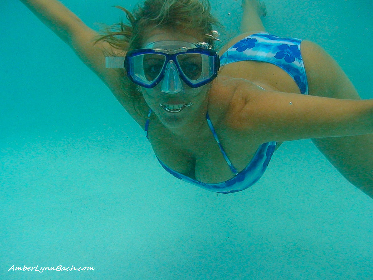 Amber under water - 2