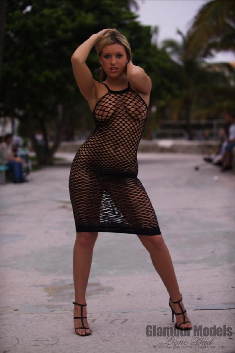 Memphis in fishnet - 2