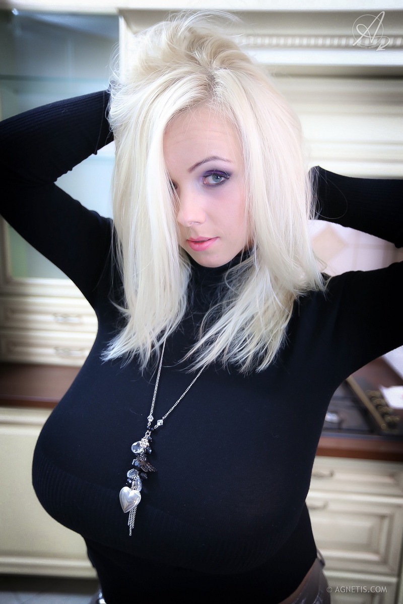 Agnetis Miracle Black Sweater - 7