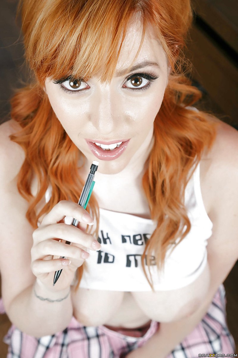 Busty MILF With Red Hair Lauren Phillips - 2